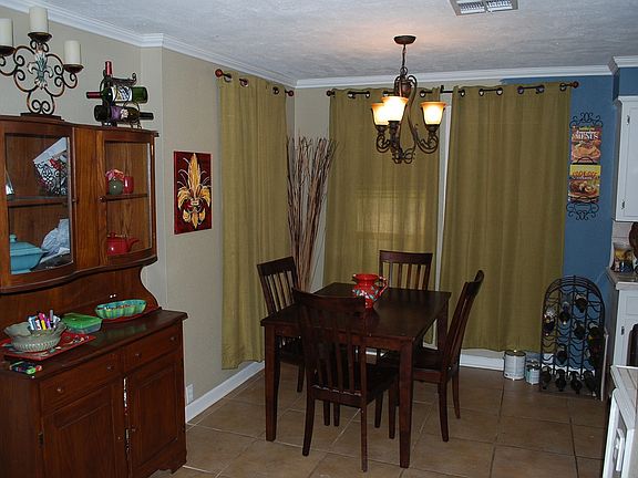 5th image of 6711 Sun Meadow Ln