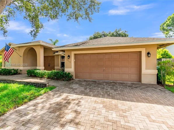 4252 SW 78th Dr, Davie, FL 33328