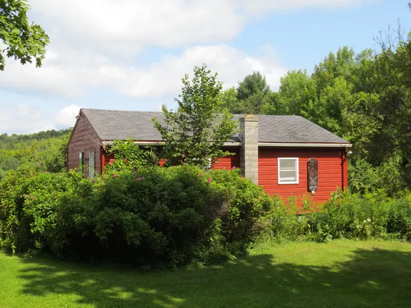 26 Allen Coit Rd, Huntington, MA 01050