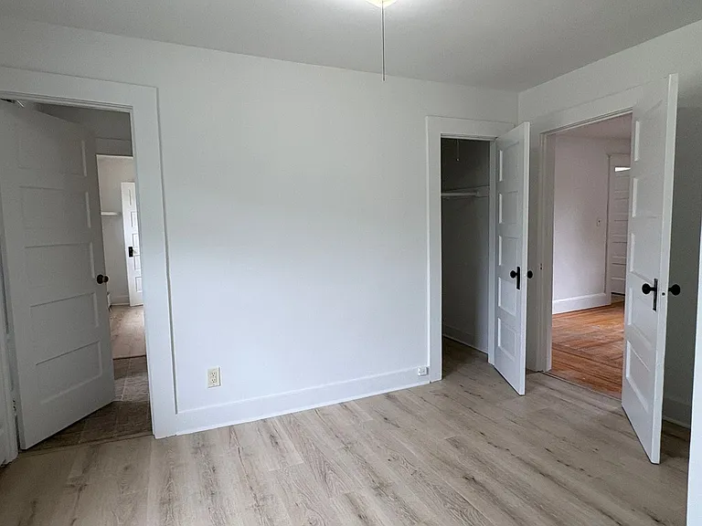48 Gridley St - Blue Pod — Photo 11