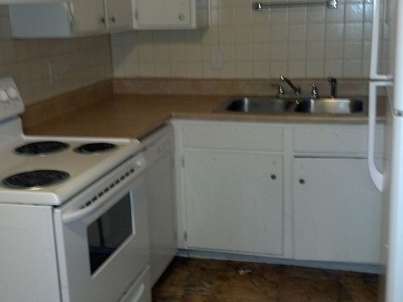 2nd image of 13009 E 51st St S