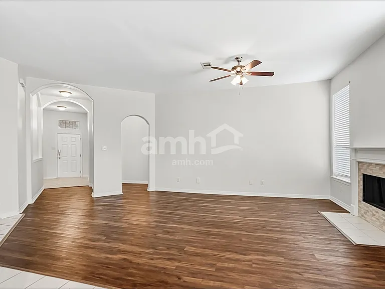 2204 Perkins Crossing Dr — Photo 7