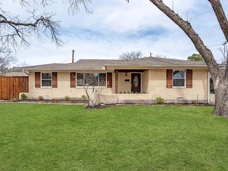 10615 Larchfield Ln — Photo 1
