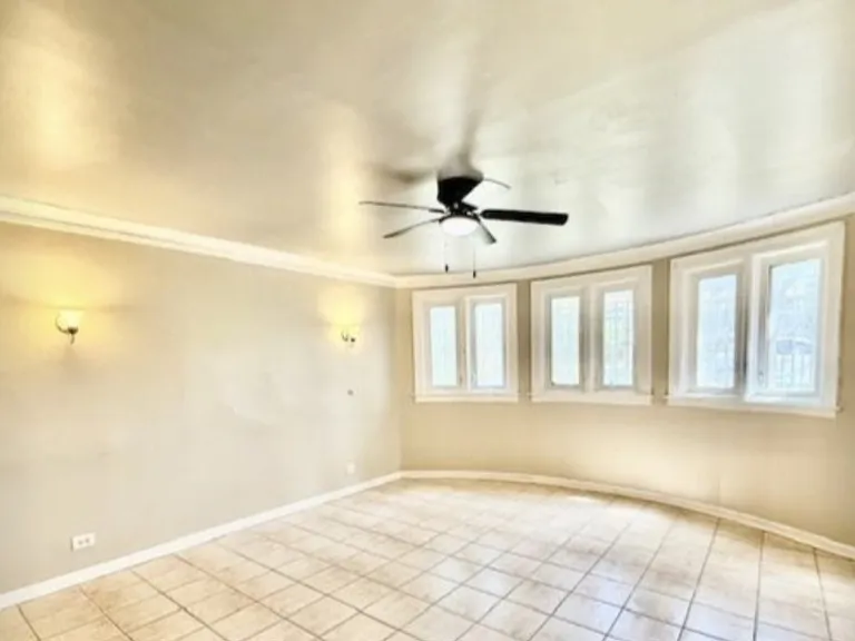 7934 S Kingston Ave #G — Photo 2