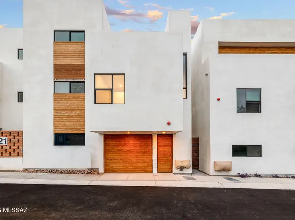 25 W Lalo Way, Tucson, AZ 85701