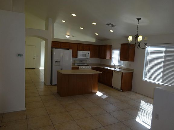 3rd image of 7360 S Bass Ave