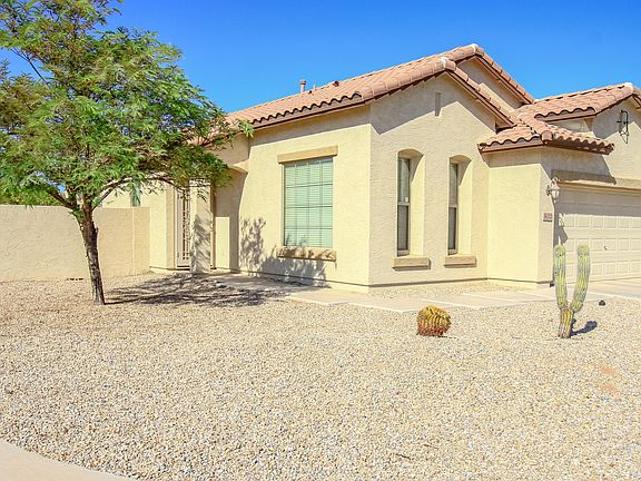 3rd image of 36212 W Vera Cruz Dr