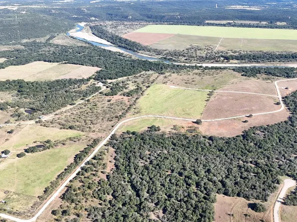 110 Davenport, Palo Pinto, TX 76484