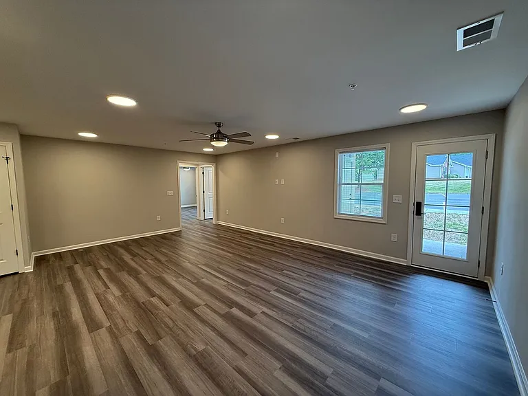 7085 Hanesbrook Cir — Photo 22