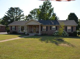208 Oak Hill Dr, Lebanon, TN 37087