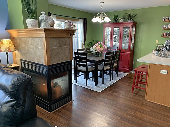 4th image of 706 Woodbridge Ct