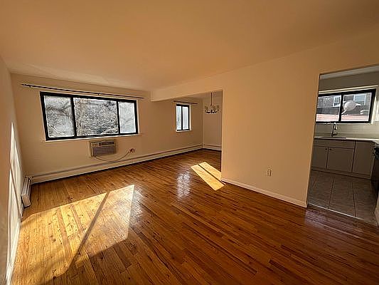 1st image of 41-26 40th St #3