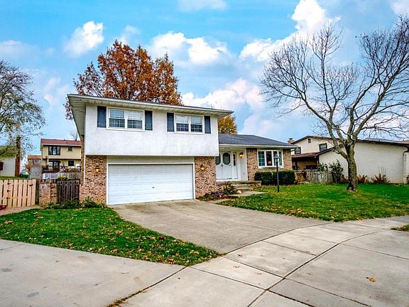 3rd image of 4052 Donegal Ct