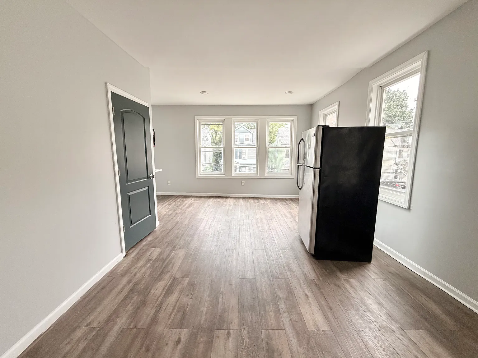 4 bed, $2,595 — Photo 4