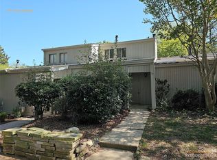 7911 Horse Chestnut Ln, Charlotte, NC 28277