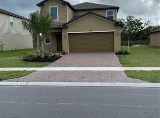 682 Carlyle Way, Fort Pierce, FL 34947