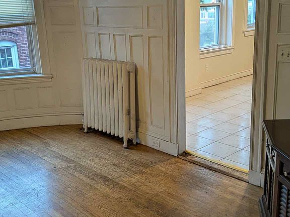 4th image of 187 Winthrop Rd #3