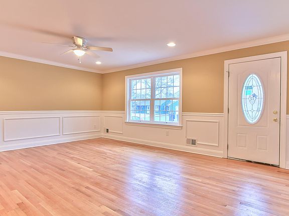 5th image of 524 Sica Ln