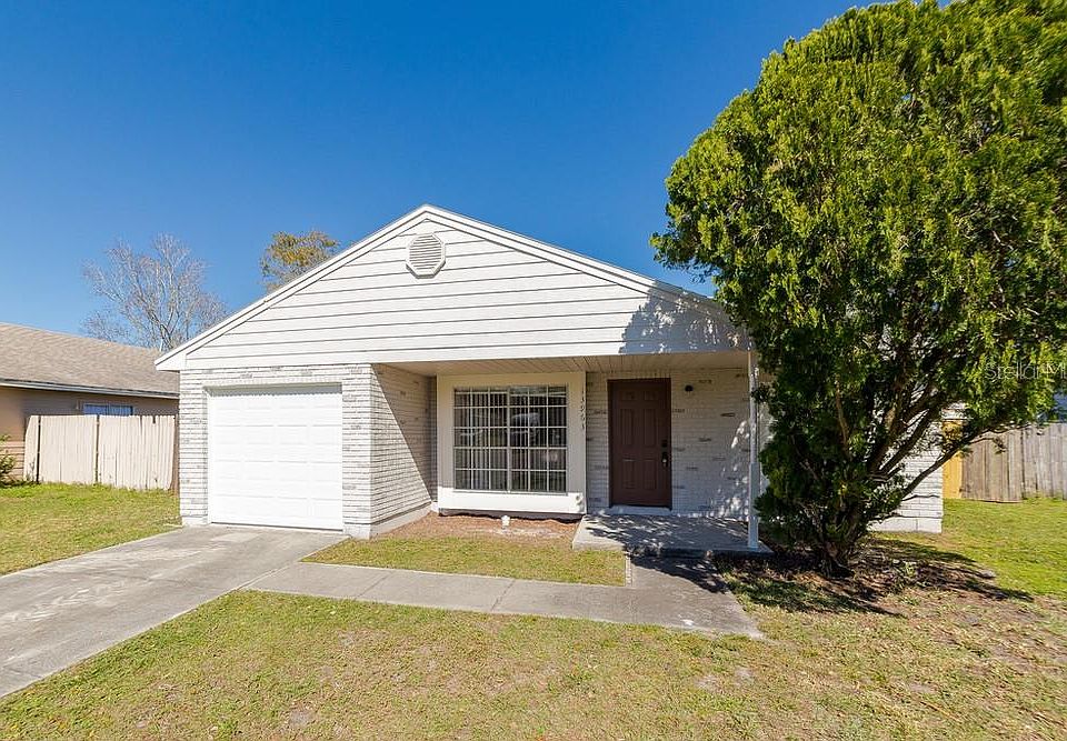 1st image of 13963 Countryplace Dr