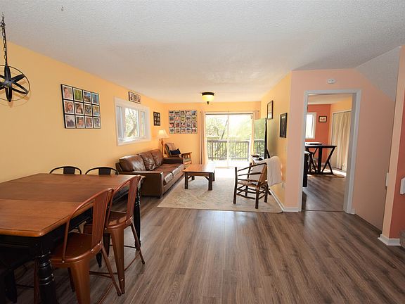 3rd image of 402 Winter Haven Dr Unit 402