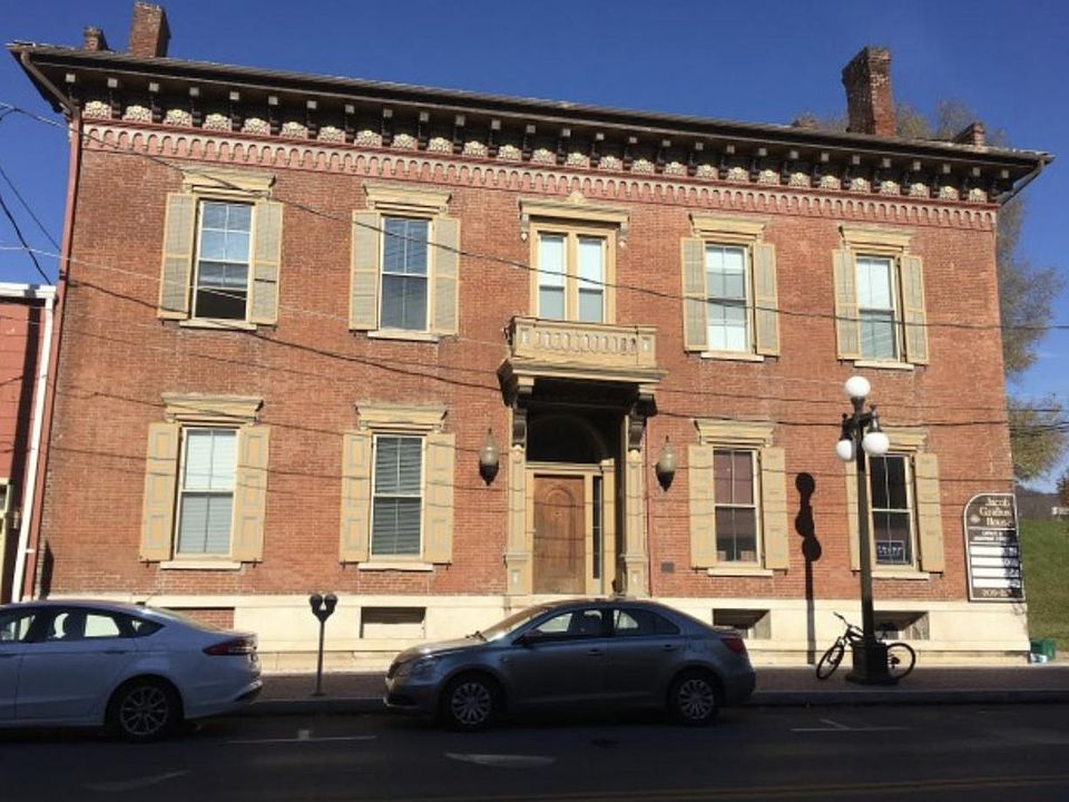 Front Facade to the historic Grafius House building