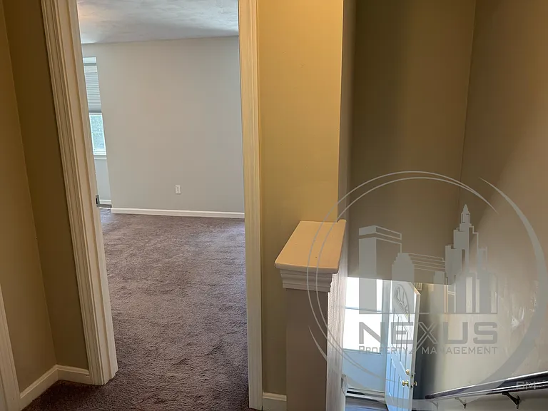 10 Nichols St #4 — Photo 27