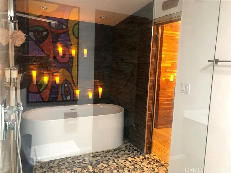 9987 Reevesbury Dr — Photo 4