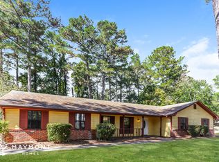 575 Scarborough Rd, Ellenwood, GA 30294