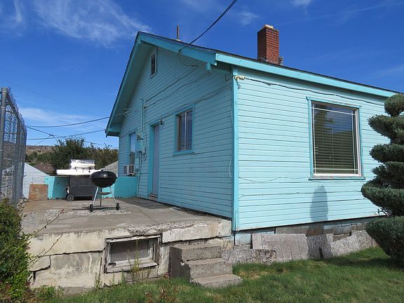 3rd image of 905 N 9th St