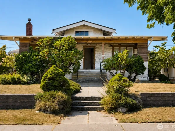 1811 9th, Anacortes, WA 98221