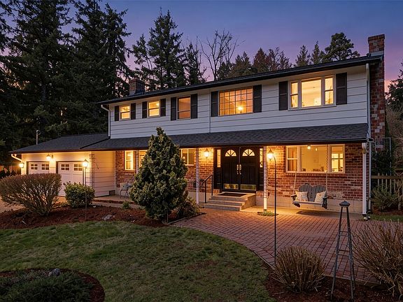2nd image of 20810 NE 78th Street