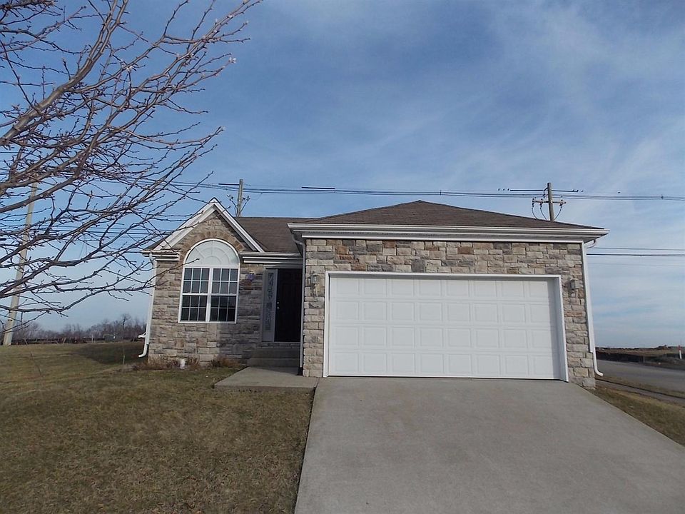 1st image of 652 Green Valley Dr
