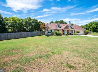 561 Morgans Ridge Ct, Winder, GA 30680