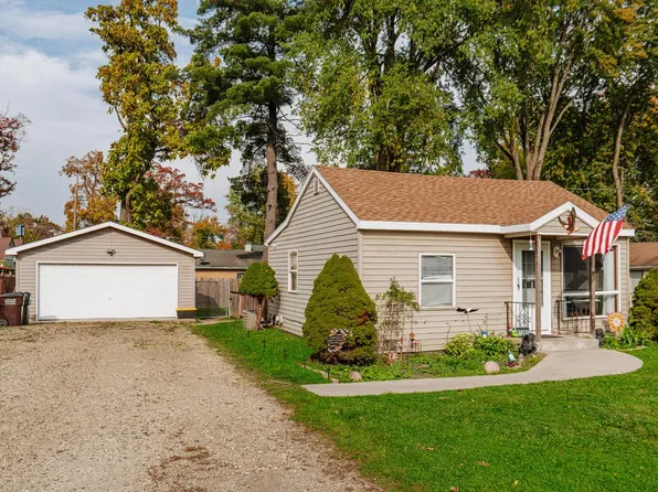 W1060 Golden Glow ROAD, Genoa City, WI 53128