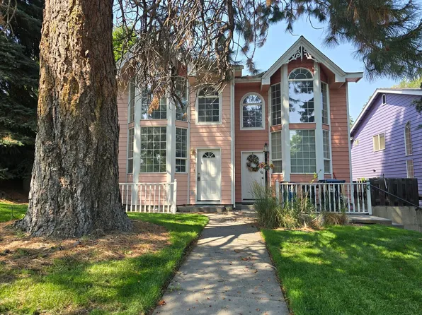 131-1132-1134 Ogden Duplex, Bend, 1132-1134 NW Ogden Ave #131-1134, Bend, OR 97703