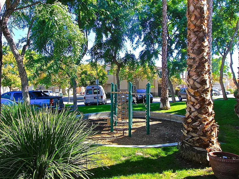 30262 Sunbreeze Bay Ln #F — Photo 18