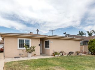 450 E Dolores St, Wilmington, CA 90744