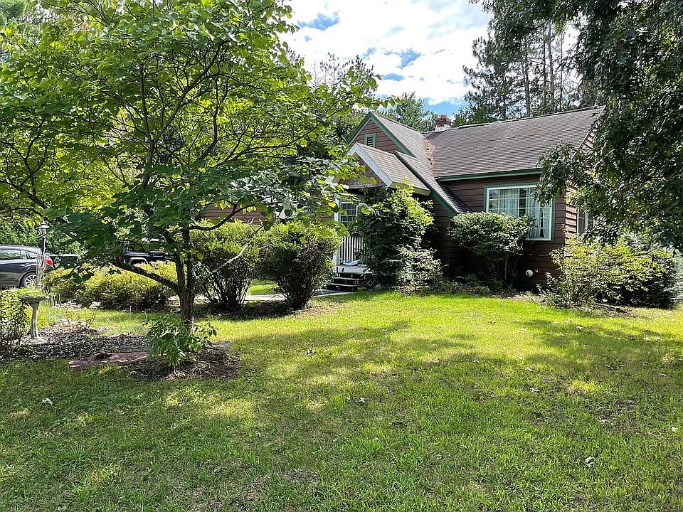 2nd image of 229 Jones Rd