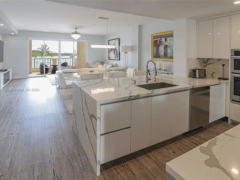 2235 Fisher Island Dr — Photo 9