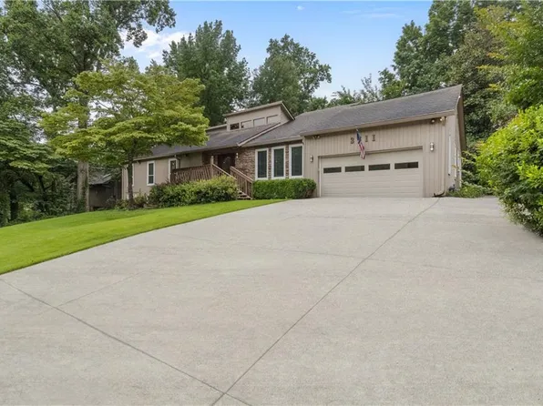 3711 Frey Lake Rd NW, Kennesaw, GA 30144
