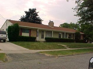 2717 Hampden Dr, Lansing, MI