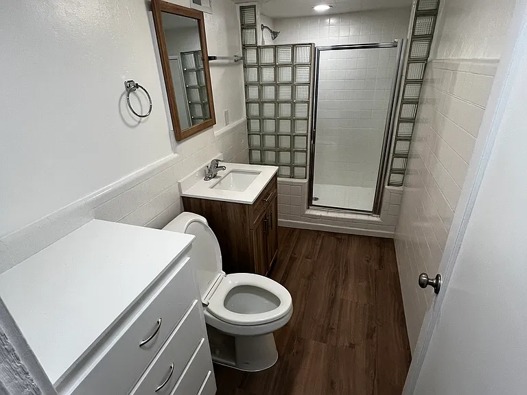127 E 500 S — Photo 7