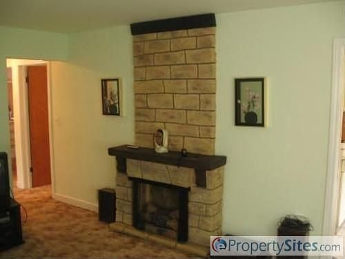 3rd image of 2951 N Kildare Ave