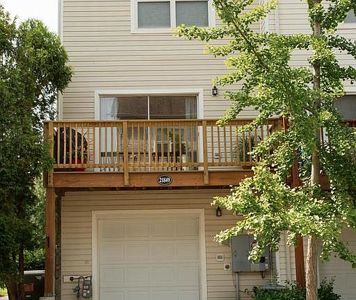 1 Car Garage and NEW Deck