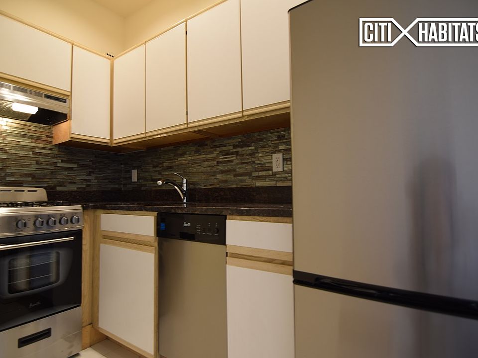 1st image of 69 Garfield Pl APT 2R
