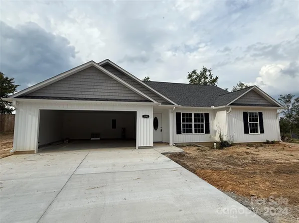 3341 Silver Fox Cir, Lancaster, SC 29720