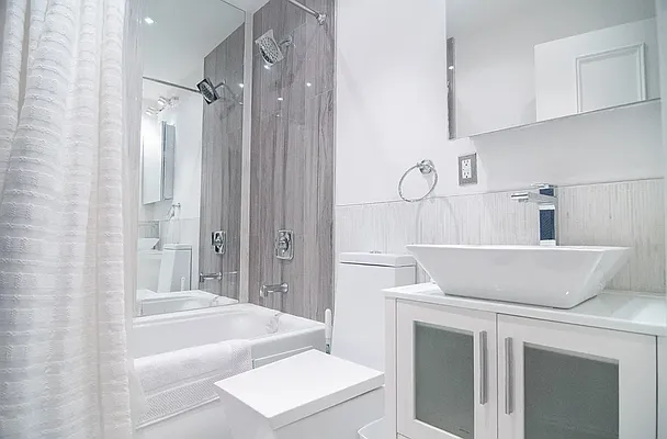 Rented by WAM Partners - William Moses Co. | media 34