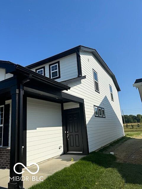 2nd image of 5519 Cherry Hill Dr