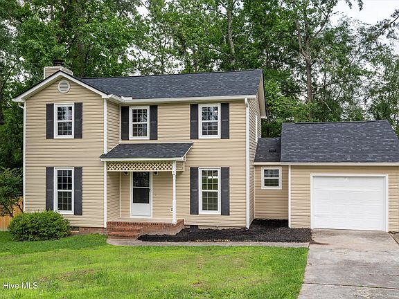 4th image of 481 Pheasant Run Drive