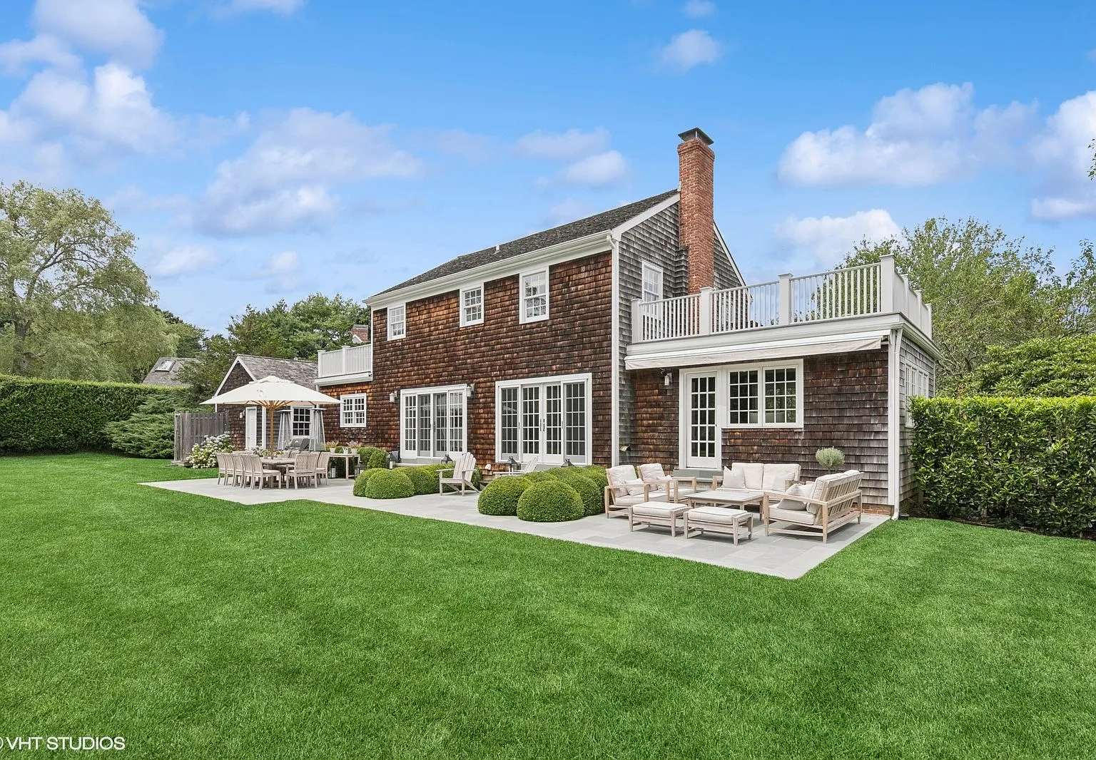 Bridgehampton Quiet Luxury — Photo 1